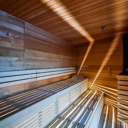 Ans Hanza Tower No 628 - Swimming Pool, Sauna, Jacuzzi, Viewing Terrace Appartement *