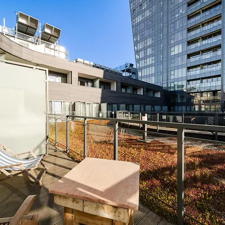 Ans Hanza Tower No 628 - Swimming Pool, Sauna, Jacuzzi, Viewing Terrace *