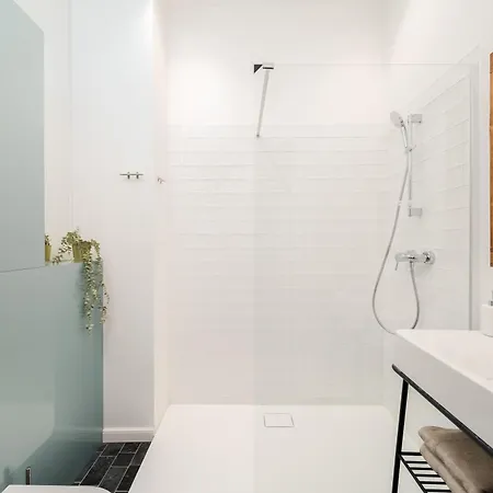 Ans Hanza Tower No 628 - Swimming Pool, Sauna, Jacuzzi, Viewing Terrace