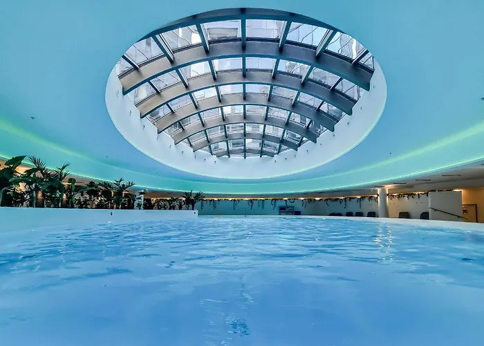 Ans Hanza Tower No 628 - Swimming Pool, Sauna, Jacuzzi, Viewing Terrace Apartament